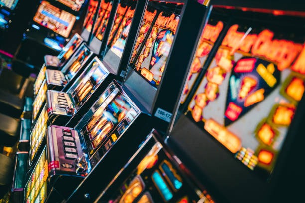 depo slot Wild Rift esports sportsbook interface on mobile phone displaying live tournament matches
